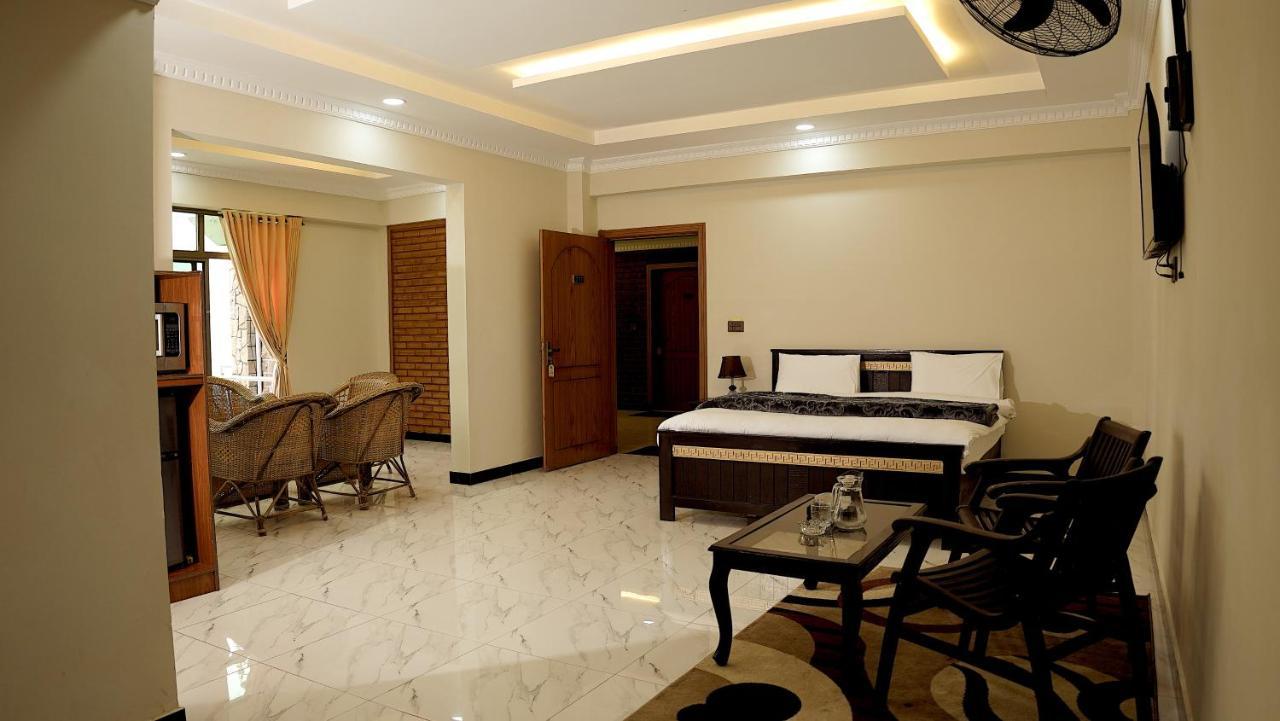 Grand Taj Hotel Murree Exterior photo