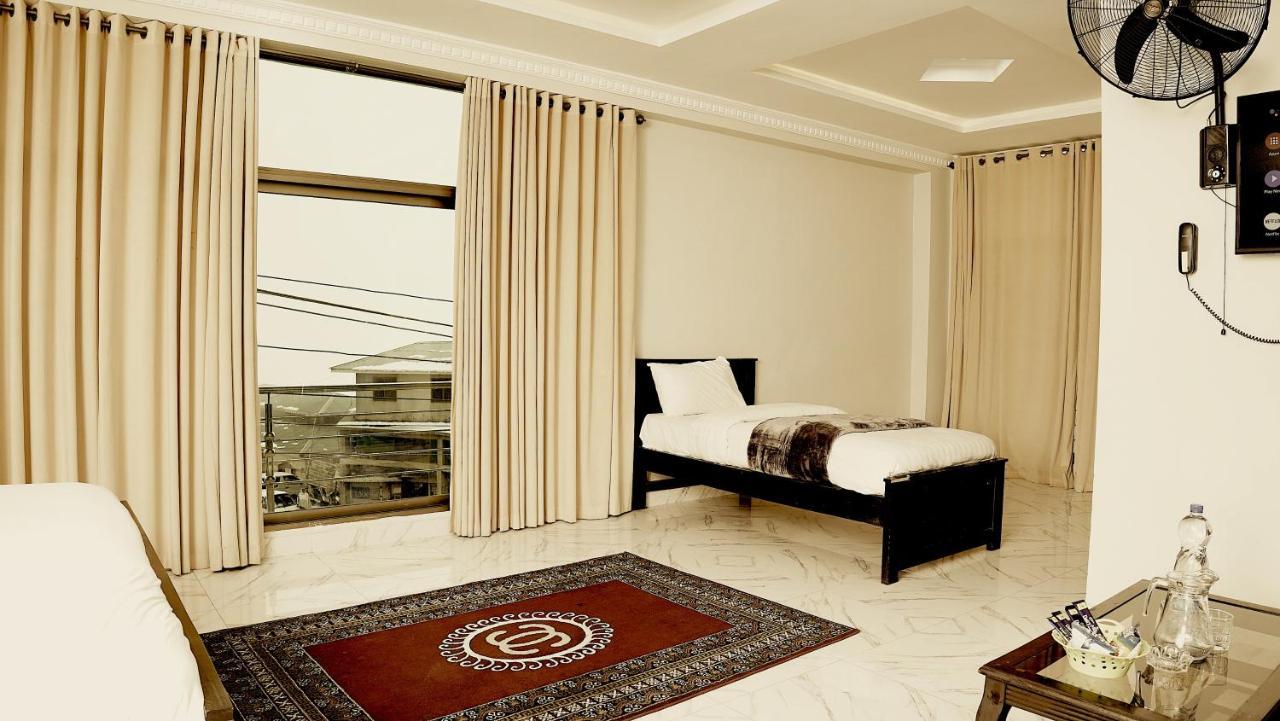 Grand Taj Hotel Murree Exterior photo