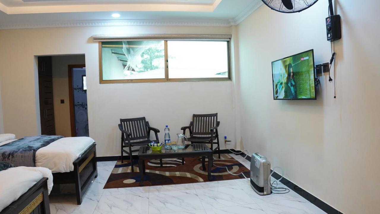Grand Taj Hotel Murree Exterior photo