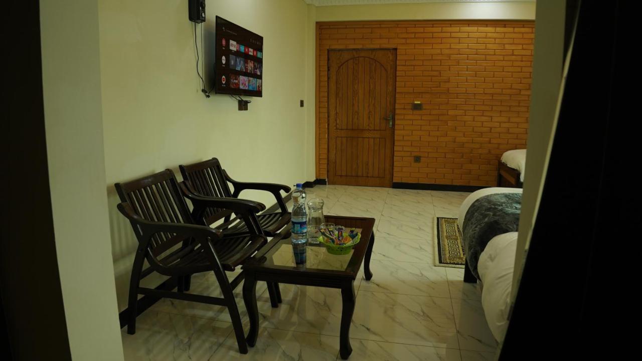 Grand Taj Hotel Murree Exterior photo